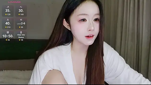 Snapshot of Hazel-11 chatting on 19, 1, 2026 Hazel-11 online show from 19, 1, 2026