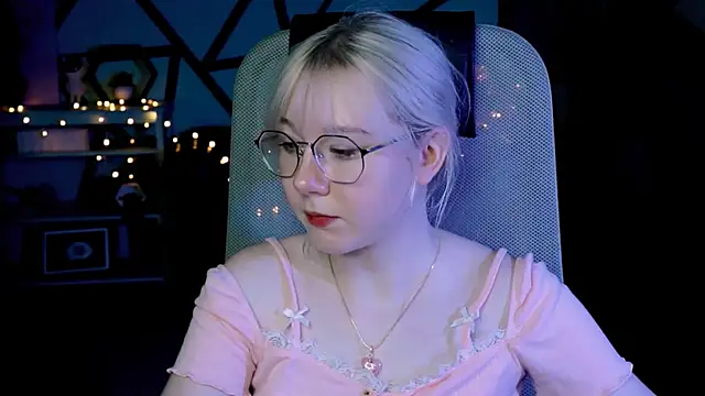 NancyMartinez online show from 13, 3, 2025