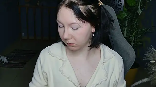 NancyMartinez online show from 18, 11, 2025