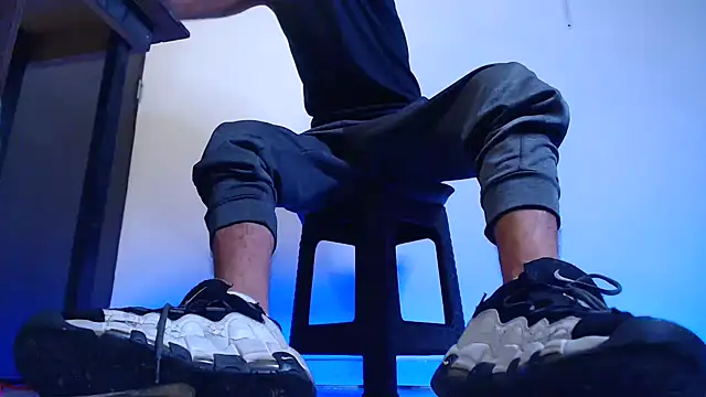 Snapshot of mastersmits chatting on 28, 11, 2025 mastersmits online show from 28, 11, 2025