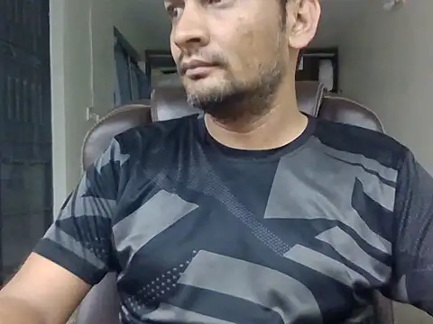 NiceBoy9099 online show from 17, 4, 2026