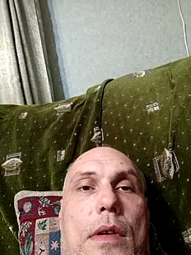 Pineapple04 online show from 20, 11, 2025