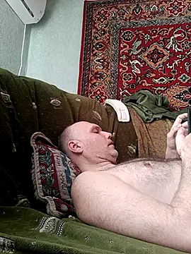 Pineapple04 online show from 12, 3, 2026