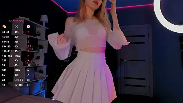 Snapshot of aneta_alisha chatting on 12, 1, 2025 aneta alisha online show from 12, 1, 2025