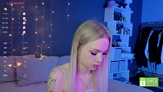 Snapshot of aneta_alisha chatting on 19, 11, 2025 aneta alisha online show from 19, 11, 2025