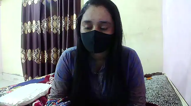 Snapshot of LovelyRose69 chatting on 18, 12, 2024 LovelyRose69 online show from 18, 12, 2024