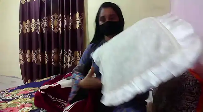 Snapshot of LovelyRose69 chatting on 18, 12, 2024 LovelyRose69 online show from 18, 12, 2024