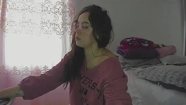 HARLEYNAPIER online show from 31, 3, 2026