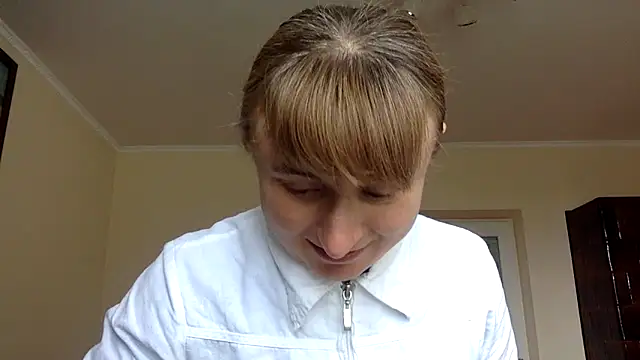 Snapshot of KlavdiaPetrivna chatting on 3, 6, 2026 KlavdiaPetrivna online show from 3, 6, 2026