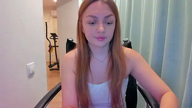 Snapshot of realfairy chatting on 2, 2, 2025 realfairy online show from 2, 2, 2025