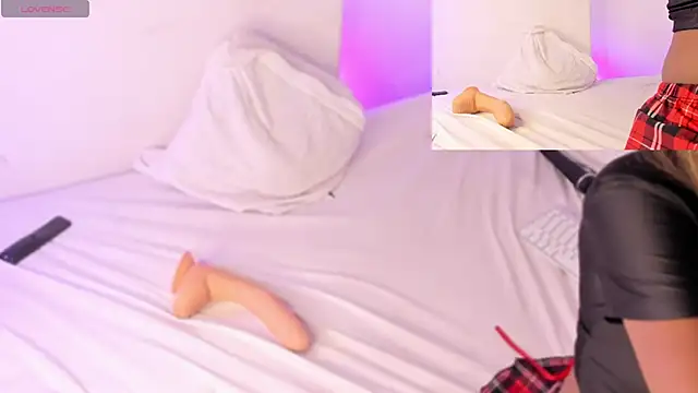 AgathaFoxy online show from 7, 2, 2025