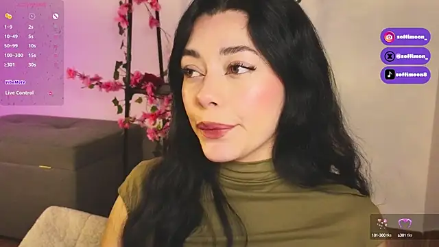 Snapshot of Soffimoon_ chatting on 23, 9, 2025 Soffimoon online show from 23, 9, 2025