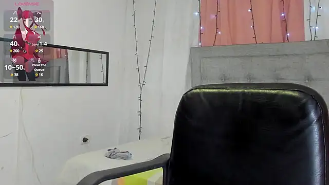 valentina 0  online show from 12, 1, 2025