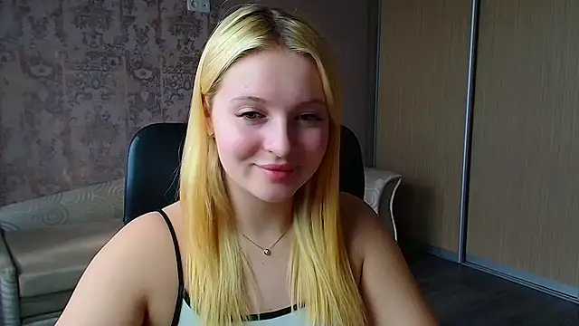 Snapshot of Milka_kiss_ chatting on 21, 4, 2026 Milka kiss online show from 21, 4, 2026