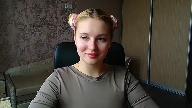 Snapshot of Milka_kiss_ chatting on 11, 5, 2026 Milka kiss online show from 11, 5, 2026