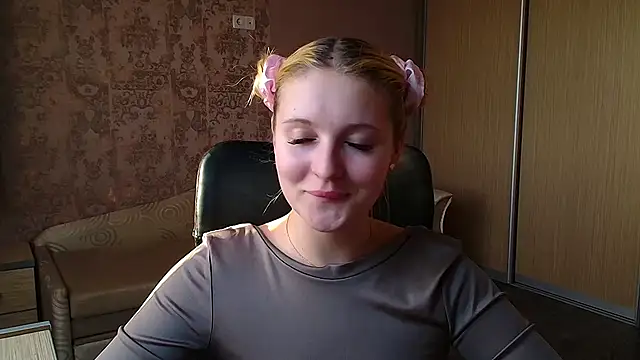 Snapshot of Milka_kiss_ chatting on 11, 5, 2026 Milka kiss online show from 11, 5, 2026