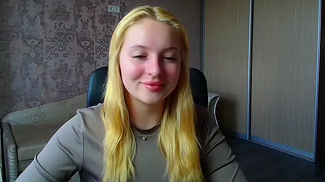Snapshot of Milka_kiss_ chatting on 5, 6, 2026 Milka kiss online show from 5, 6, 2026