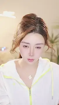 Qiaoqiao  online show from 8, 6, 2026