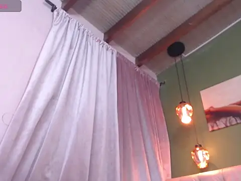 Snapshot of ysabel_sanchez4 chatting on 13, 9, 2025 ysabel sanchez4 online show from 13, 9, 2025