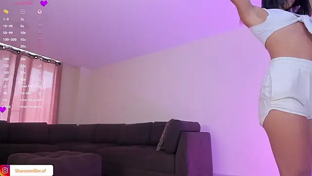 Snapshot of sharonmiller_2_ chatting on 25, 3, 2026 sharonmiller 2 online show from 25, 3, 2026