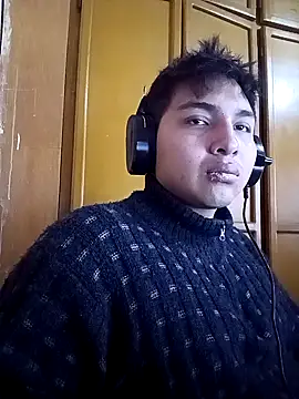 Snapshot of LoganFinds chatting on 26, 9, 2025 LoganFinds online show from 26, 9, 2025