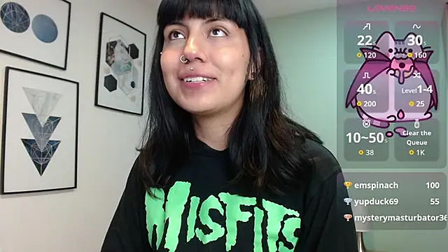 Snapshot of amy_adams1 chatting on 6, 4, 2026 amy adams1 online show from 6, 4, 2026