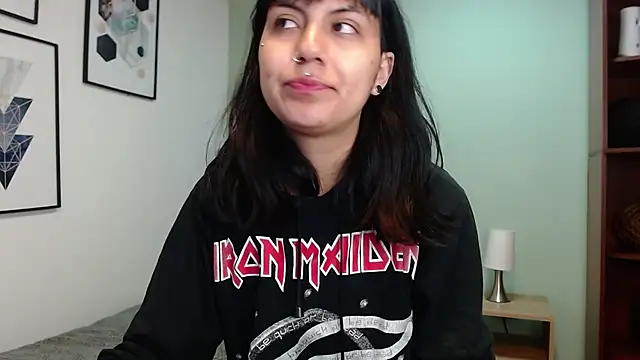 Snapshot of amy_adams1 chatting on 23, 4, 2026 amy adams1 online show from 23, 4, 2026