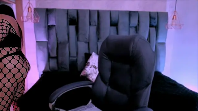 Snapshot of Xisu_ chatting on 11, 4, 2026 Xisu online show from 11, 4, 2026