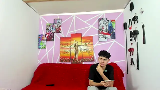 Snapshot of Fresahot2005 chatting on 13, 12, 2024 Fresahot2005 online show from 13, 12, 2024