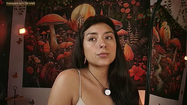 Snapshot of 6Briela9_ chatting on 28, 4, 2026 6Briela9 online show from 28, 4, 2026