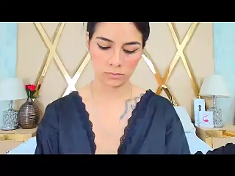 Snapshot of NicoleEsposito chatting on 6, 3, 2025 NicoleEsposito online show from 6, 3, 2025