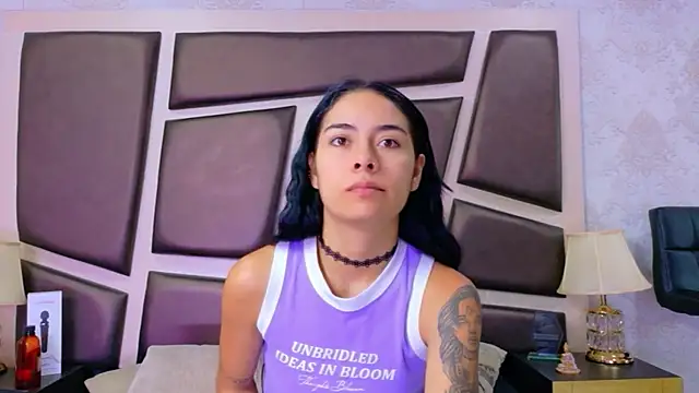 Snapshot of NicoleEsposito chatting on 20, 6, 2026 NicoleEsposito online show from 20, 6, 2026