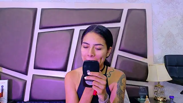 Snapshot of NicoleEsposito chatting on 26, 6, 2026 NicoleEsposito online show from 26, 6, 2026