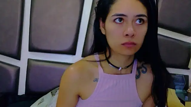 Snapshot of NicoleEsposito chatting on 3, 7, 2026 NicoleEsposito online show from 3, 7, 2026