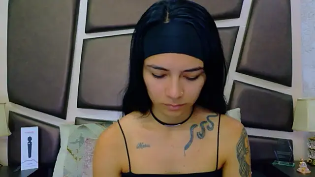 Snapshot of NicoleEsposito chatting on 7, 7, 2026 NicoleEsposito online show from 7, 7, 2026
