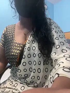 Snapshot of sajeetha chatting on 7, 3, 2025 sajeetha online show from 7, 3, 2025