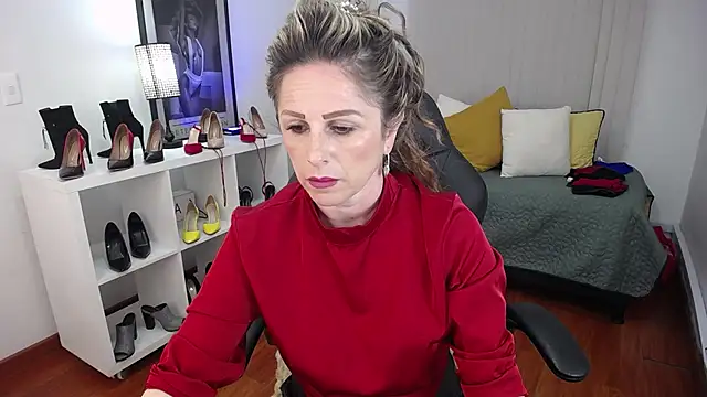 Victoria collins 1 online show from 8, 1, 2025