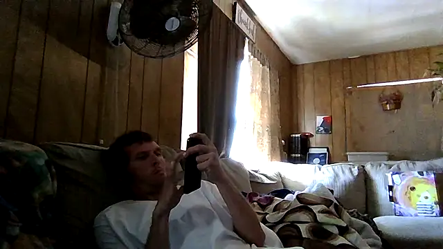 Snapshot of luke_thighwalker2469 chatting on 15, 12, 2024 luke thighwalker2469 online show from 15, 12, 2024