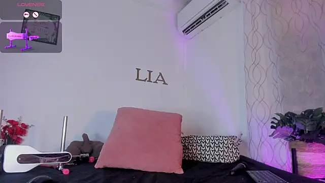 Lia johnsonn online show from 26, 3, 2026