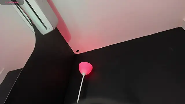 ALICEPOIXXXON online show from 31, 12, 2024