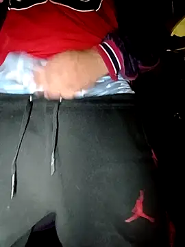 Snapshot of rodrig6987_1 chatting on 18, 9, 2025 rodrig6987 1 online show from 18, 9, 2025