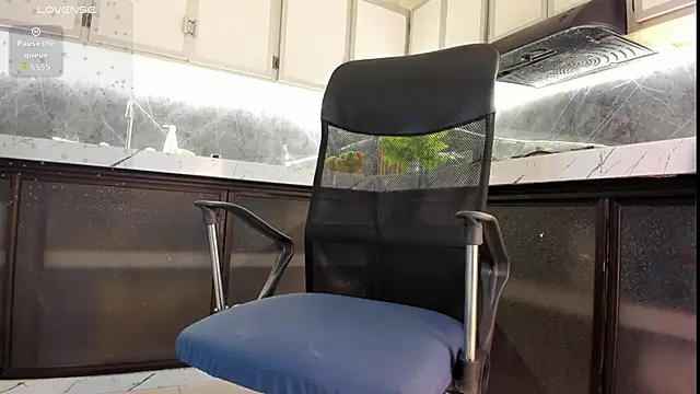 Snapshot of antony_bigdick_ chatting on 3, 12, 2025 antony bigdick online show from 3, 12, 2025