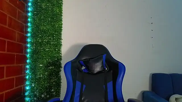 Demitryo online show from 11, 4, 2026