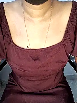 Snapshot of Ms_Neera chatting on 18, 2, 2025 Ms Neera online show from 18, 2, 2025