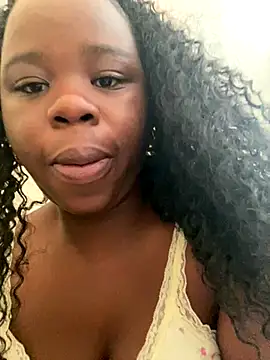 Snapshot of DarkBerry87 chatting on 27, 11, 2025 DarkBerry87 online show from 27, 11, 2025