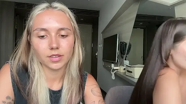 Snapshot of domDani_subMay chatting on 8, 3, 2026 domDani subMay online show from 8, 3, 2026