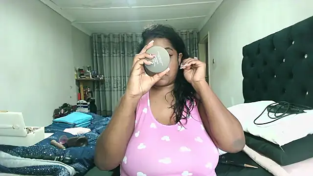 Indianmayaxoxo online show from 8, 1, 2026