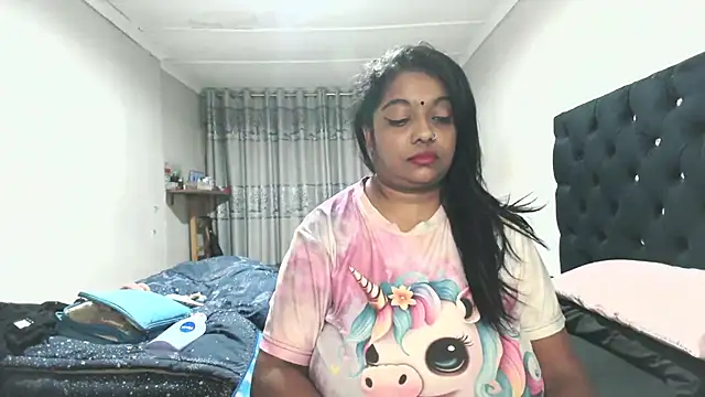 Indianmayaxoxo online show from 17, 5, 2026