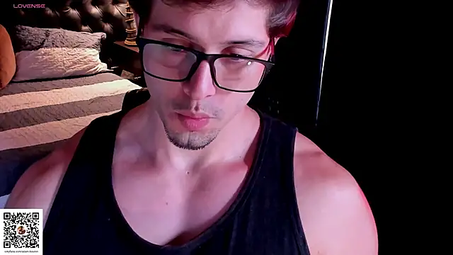 ADAM BOUTON  online show from 15, 7, 2026