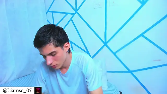 Snapshot of liam_scott77 chatting on 6, 2, 2026 liam scott77 online show from 6, 2, 2026